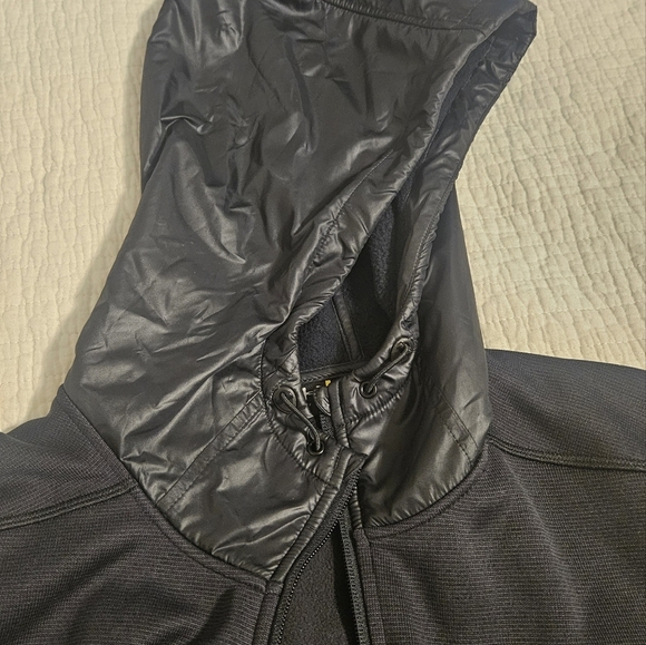 NWT UNDER ARMOURR Black Hooded Jacket For Men Stealth Grey Water Resistant - Picture 7 of 8